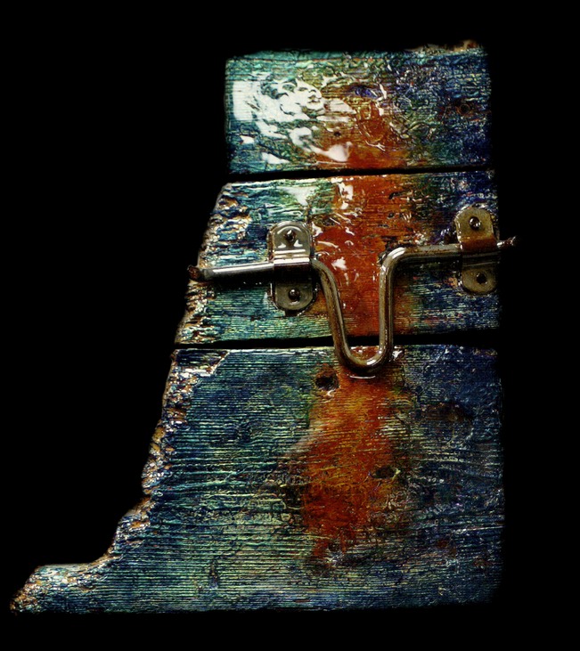 Drew Wood, Remnant of a Stable, 2006, color-shifting enamel, acrylic, and synthetic resin on portion of wooden horse stable door with orginal iron latch from Missouri farm (chewed by horse), 12"x16"x2", Carl Swartz Collection